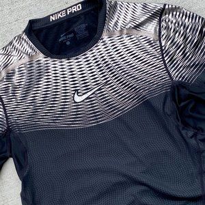 *Sold*Nike Pro Dri Fit Hypercool Reflective Fitted